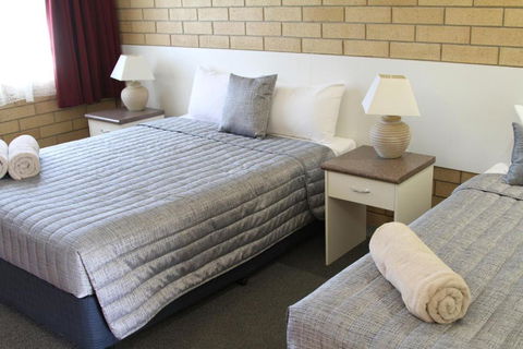 Mundubbera Motel - Perth Resorts 3