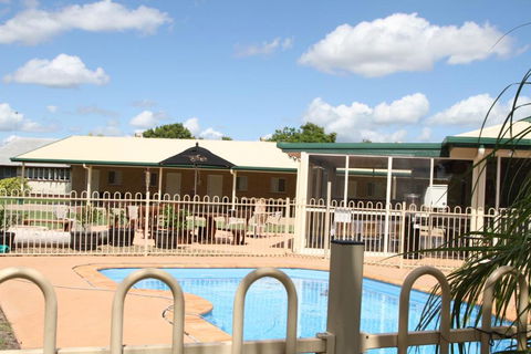 Mundubbera Motel - Perth Resorts 5