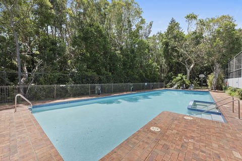 Pacific Towers Beach Resort - Perth Resorts 3