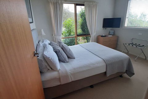 Jackson's Dromana - Accommodation Perth 3
