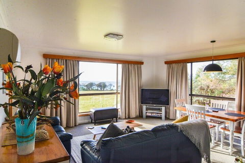 Beach Break Bicheno - Accommodation Perth 2