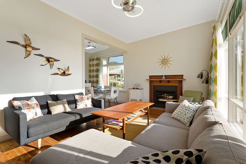 The 50's Beach House - Accommodation Perth 4