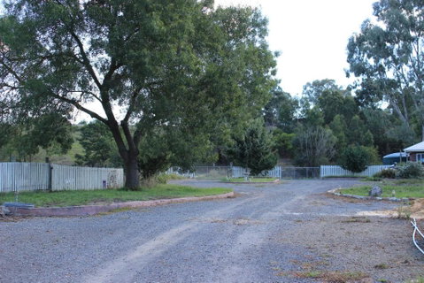 Dixiglen Farm - Accommodation Perth 1