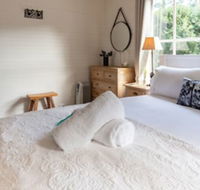 ARCADIA - The Barn Cottage  Rosehill Cottage - Perth Resorts