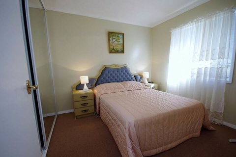 Fravent House - Accommodation Perth 7