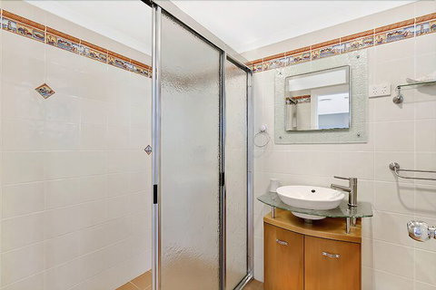 Beachfront Luxury - Accommodation Perth 5