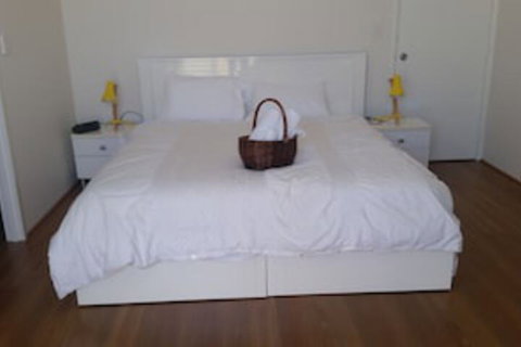 Wyatt Retreat - Accommodation Perth 0