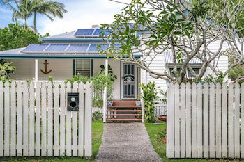 A PERFECT STAY - Anchored In Byron - Accommodation Perth 0