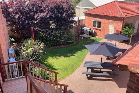 CBC Bed & Breakfast & Cafe - Accommodation Perth 3
