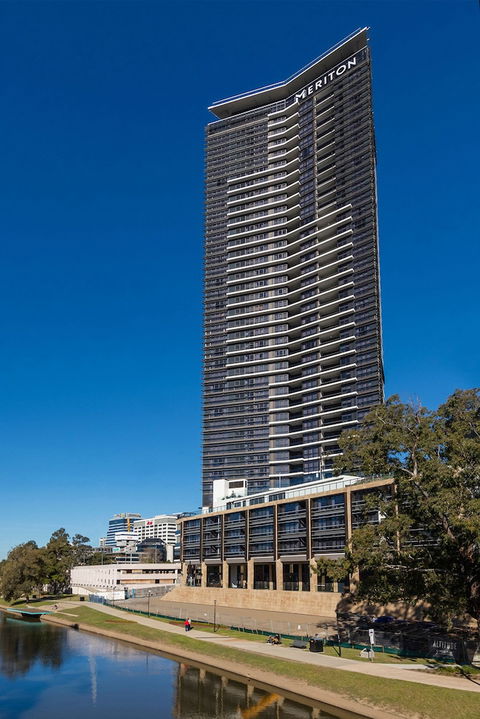 Meriton Suites Church Street, Parramatta - Perth Resorts 2