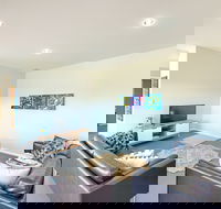 Parker Eco House - Perth Resorts