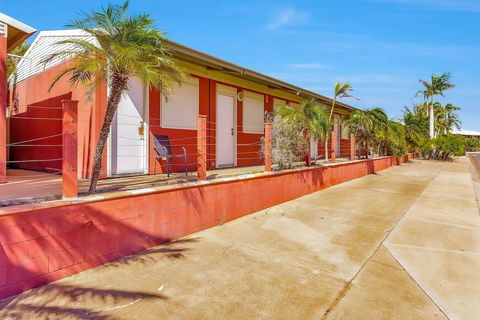 Econo Lodge Karratha - Perth Resorts 1