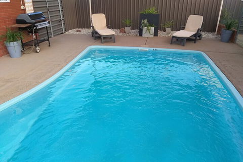 Country Mile Motor Inn - Accommodation Perth 2