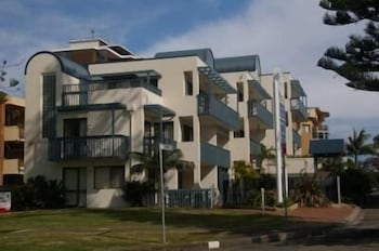 Beach House Holiday Apartments - Accommodation Perth 1