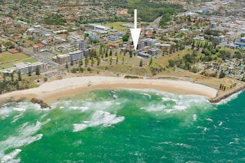 Beach House Holiday Apartments - Accommodation Perth 0
