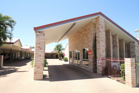 Midlander Motor Inn - Accommodation Perth 0