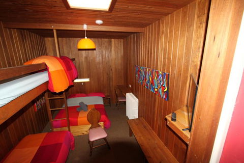 Bunkhouse Motel - Accommodation Perth 2