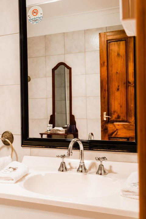 Battery Point Manor - Accommodation Perth 5