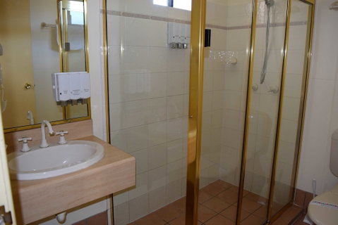 Warwick Vines Motel - Accommodation Perth 5