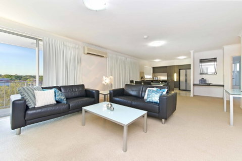 On The Bay Apartments - Accommodation Perth 1