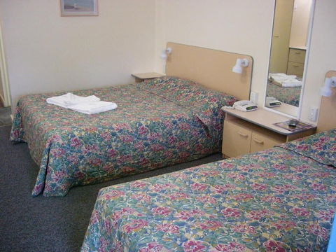 Mid Coast Motor Inn - Accommodation Perth 5