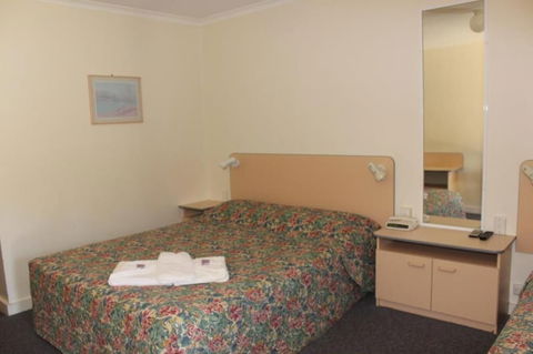Mid Coast Motor Inn - Accommodation Perth 2