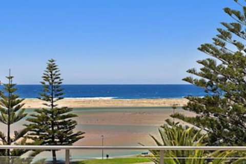 Coast Luxury Apartment Penthouse 23 - Accommodation Perth 7