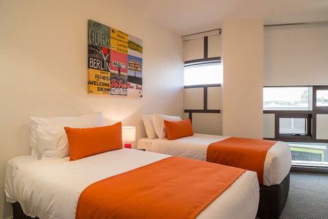 AKOM Prahran - Perth Resorts 6