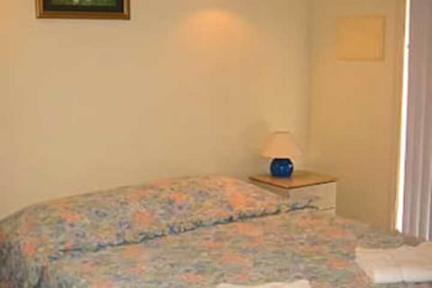 Madigan Wine Country Cottages - Accommodation Perth 7