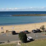 Toowoon Beach View 3br Villa 4 Just Steps To Beach With Views - Accommodation Perth 0