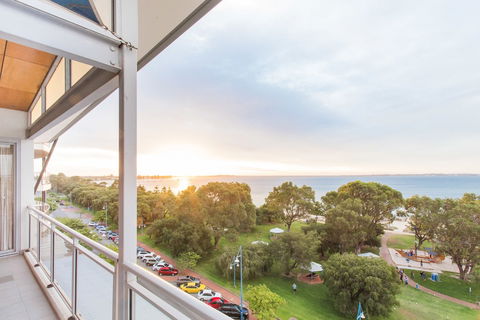 Spinnakers By Rockingham Apartments - Accommodation Perth 5