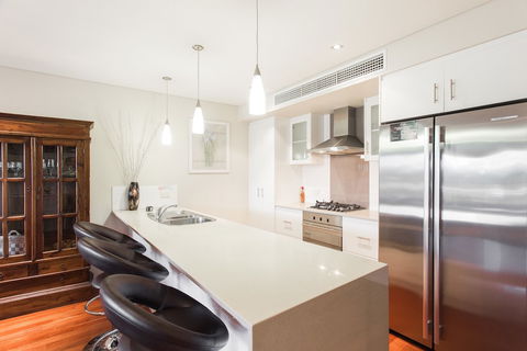 Spinnakers By Rockingham Apartments - Accommodation Perth 2