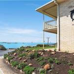 The Dolphins Beachfront Apartments - Accommodation Perth 0