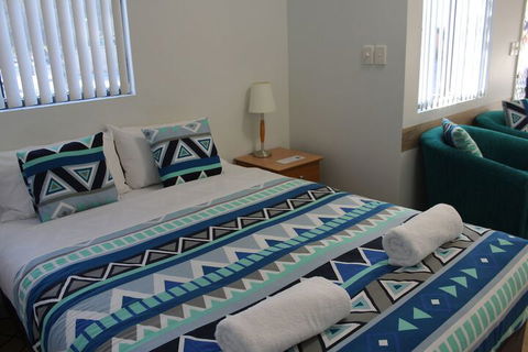 Mandurah Ocean Marina Chalets - Accommodation Perth 5