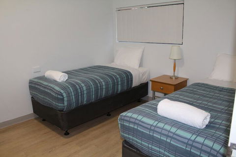 Mandurah Ocean Marina Chalets - Accommodation Perth 7