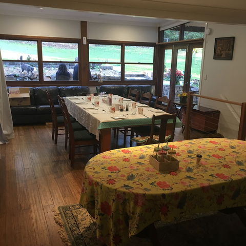 Sienna's Chalet - Accommodation Perth 4