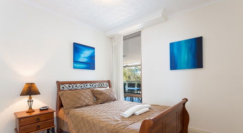 Beach House On Suttons - Perth Resorts 4