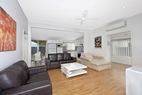 Oakland Cottage - Accommodation Perth 0