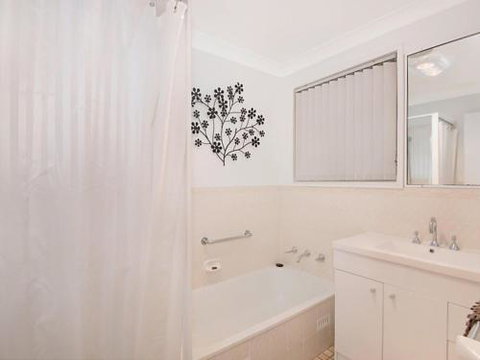 Toukley Lake House - Accommodation Perth 6