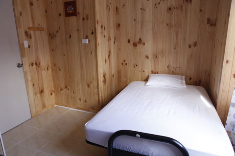 Happytourcairns Sharehouse - Perth Resorts 3