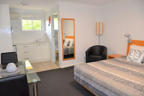 Culburra Beach Motel - Accommodation Perth 0