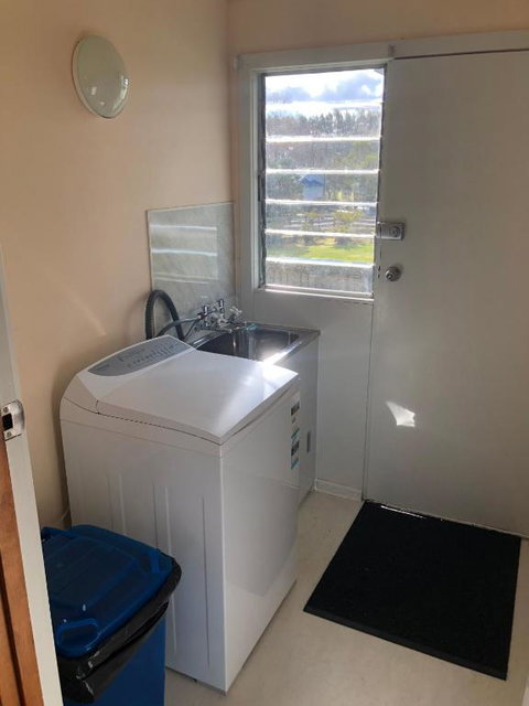Waratah Falls Holiday Unit - Accommodation Perth 5