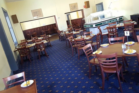 Copper Coast Hotel - Accommodation Perth 6