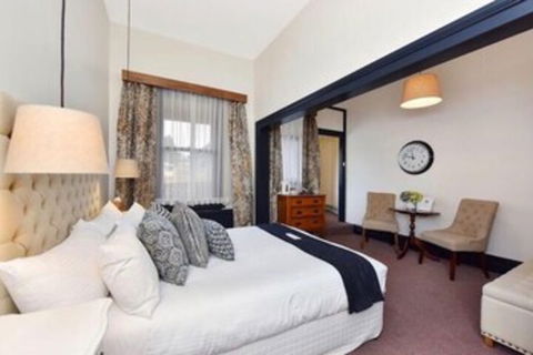 Hotel Etico At Mount Victoria Manor - Perth Resorts 0