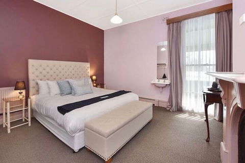 Hotel Etico At Mount Victoria Manor - Perth Resorts 7