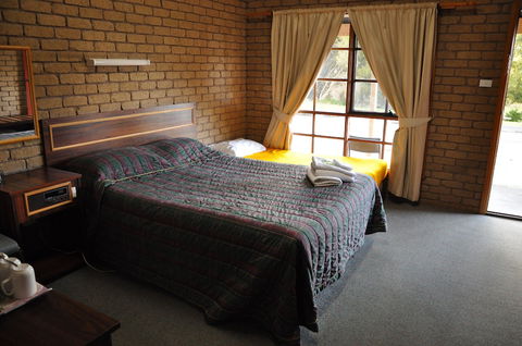 Miner's Retreat Motel - Perth Resorts 4