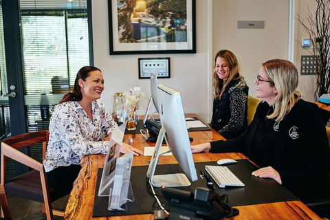 Eight Willows Retreat - Accommodation Perth 2