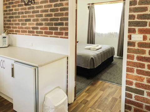 The Leeton Heritage Motor Inn - Accommodation Perth 2