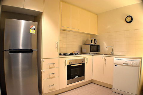 Royal Stays Apartments Clarendon St - Accommodation Perth 2