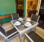 Beach Pad 2 - Perth Resorts